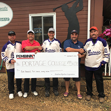 Cheque Presentation at Riverbank Golf Course Cheque Presentation at Riverbank Golf Course