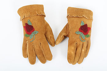 Ruby Sweetman, Gloves