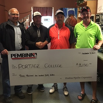 Cheque presentation at Riverbank Golf Course